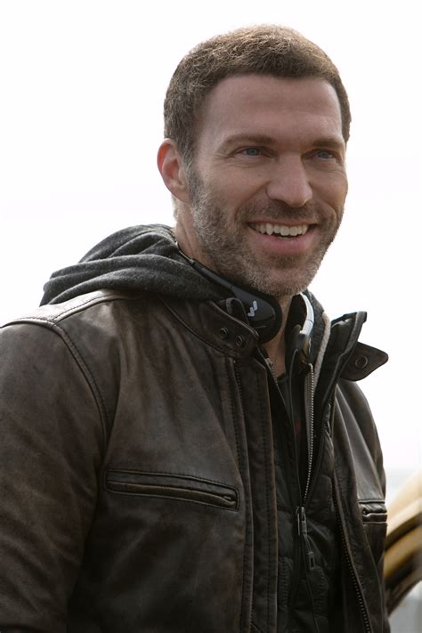 Travis Knight .